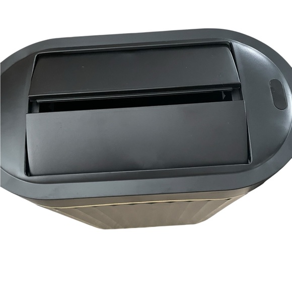 Butterfly Lid Sensor Trash Can NWT - Picture 2 of 9